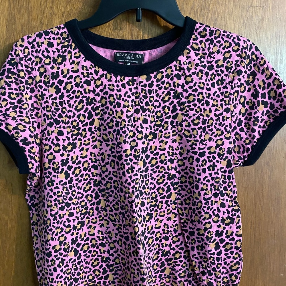Cheetah - Leopard Print Pink Tee